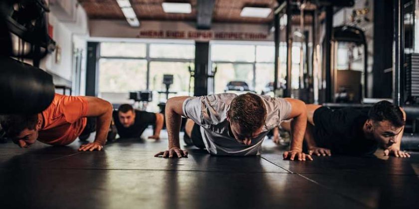 Los 10 Mejores Ejercicios de CrossFit para Alcanzar la Cima del Rendimiento Físico