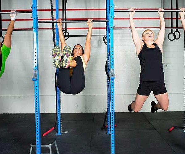 Toes to bar crossfit
